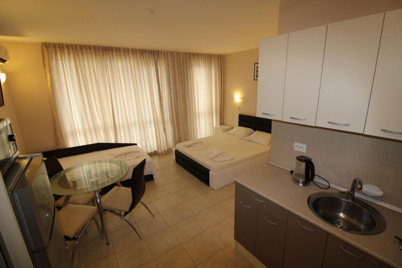 Menada Casa Del Sol Apartments Солнечный берег Экстерьер фото